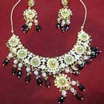 Kundan Necklace Set Manufacturer Supplier Wholesale Exporter Importer Buyer Trader Retailer in Ahmedabad Gujarat India